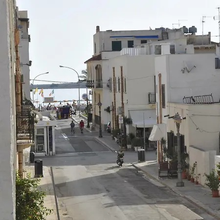 Azzurromare Affittacamere *